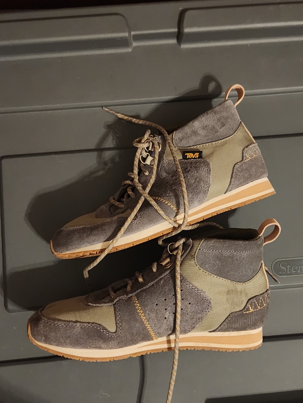 Teva Highside 84 Mid women's hiking boots